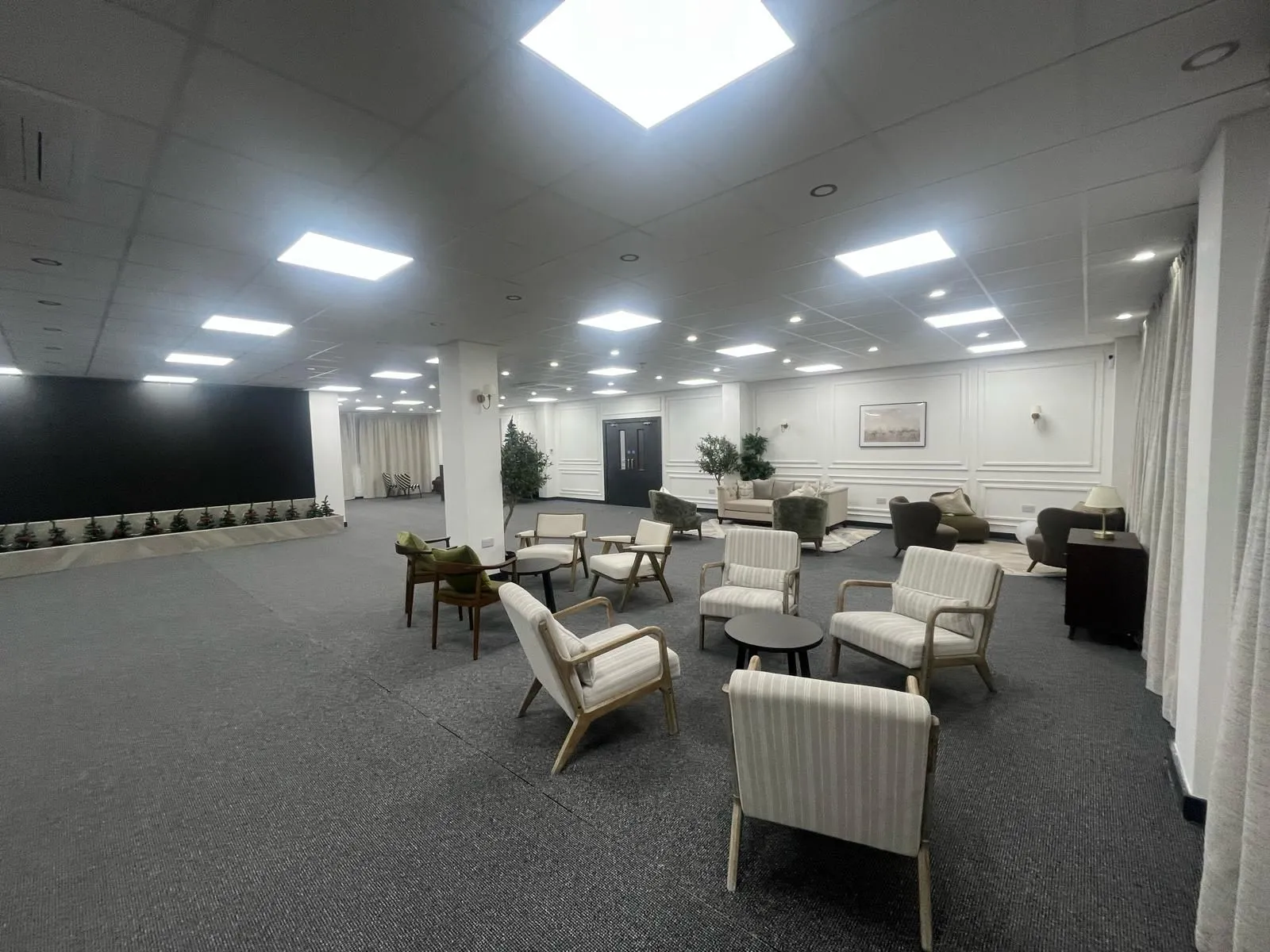 Reception drinks, ballroom